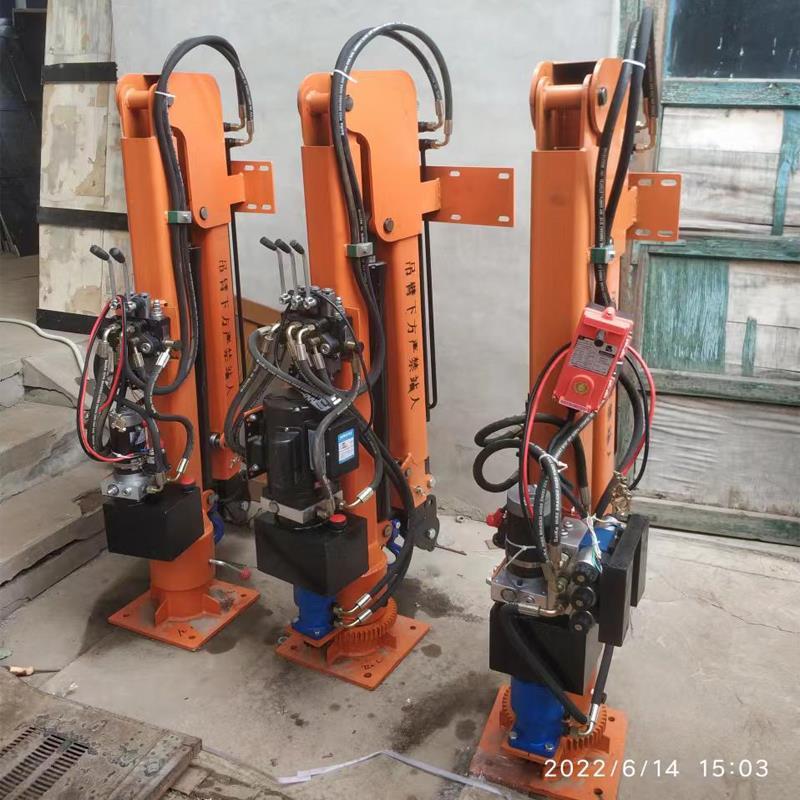 灞桥区重汽蓝牌随车吊 3.2吨 国六动力强 液压驱动 农用自卸起重机